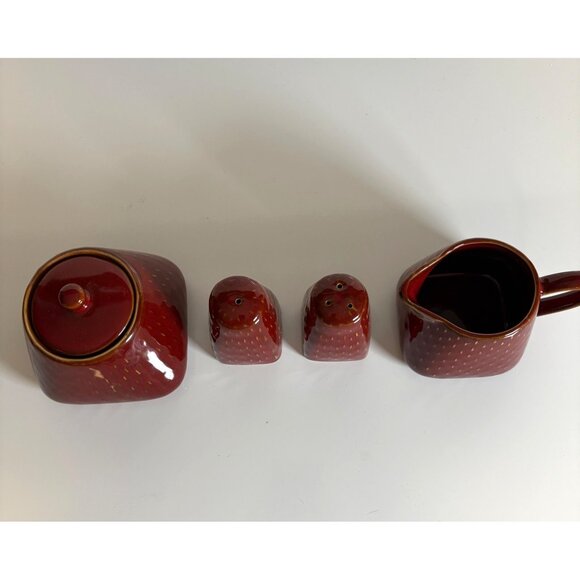Ruff Hewn Stoneware Stitch Brick Red Cream & Sugar, Salt & Pepper Shakers 5 pcs - Picture 2 of 10